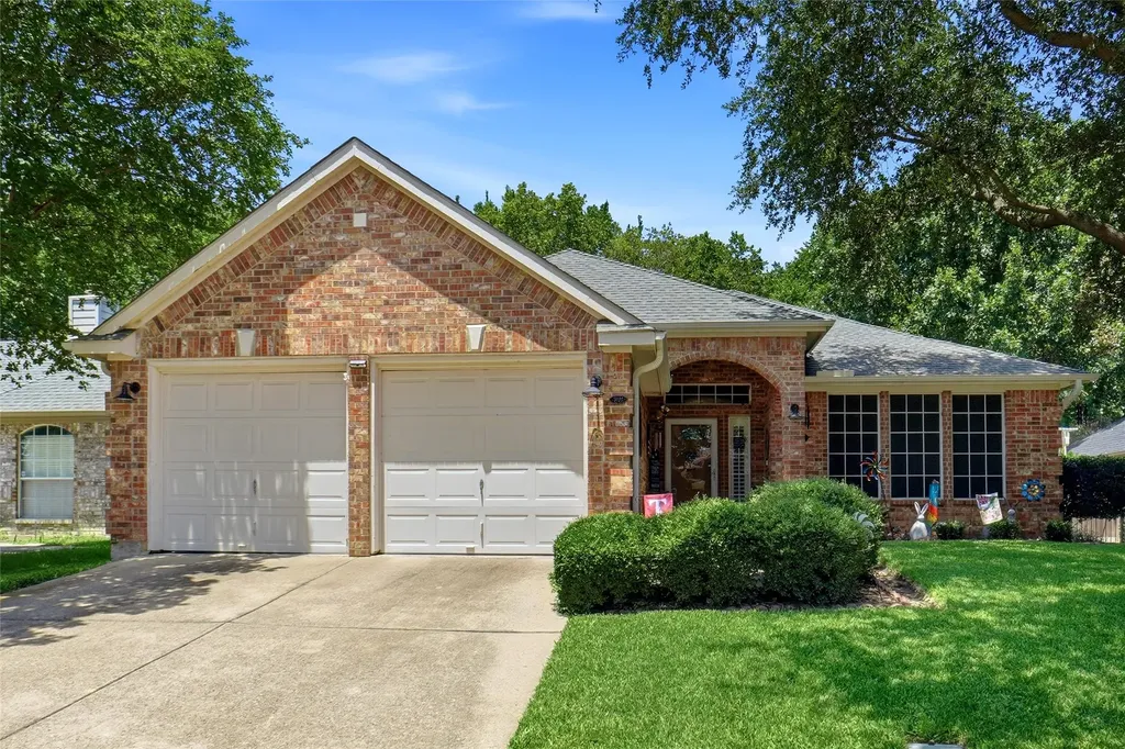 3127 Watercress Circle Arlington TX 76012