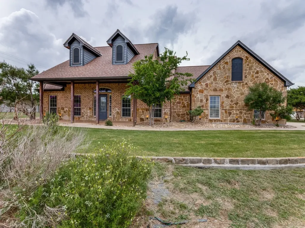 5584 Justine Place Fort Worth TX 76126