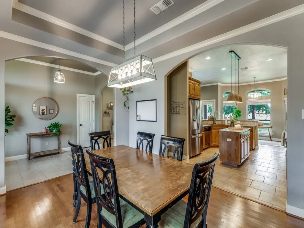 5584 Justine Place Fort Worth TX 76126