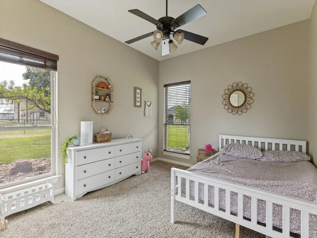 5584 Justine Place Fort Worth TX 76126