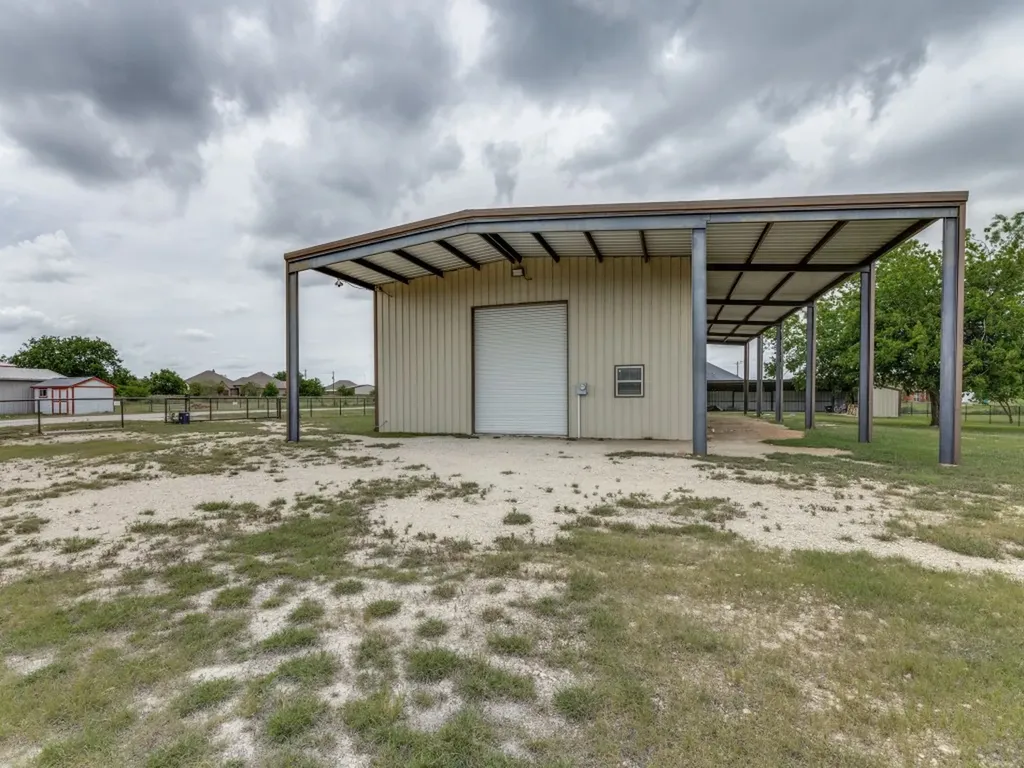 5584 Justine Place Fort Worth TX 76126
