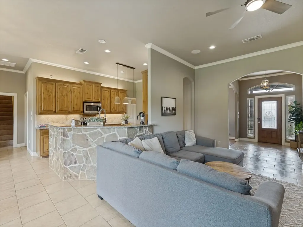5584 Justine Place Fort Worth TX 76126