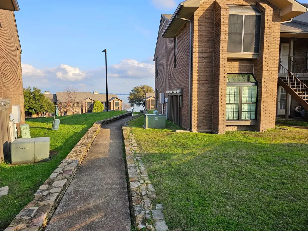 4560 Chaha Road Garland TX 75043