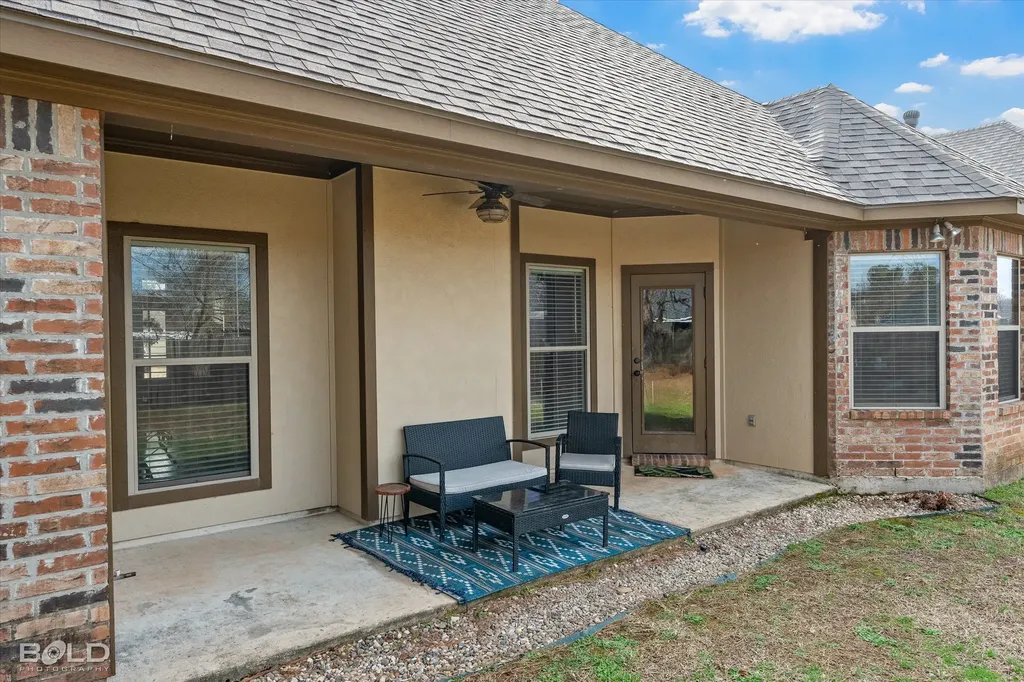 337 Wood Springs Haughton LA 71037