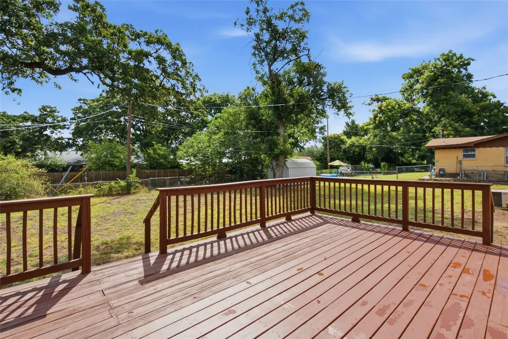 1389 N Wildwood Drive Stephenville TX 76401