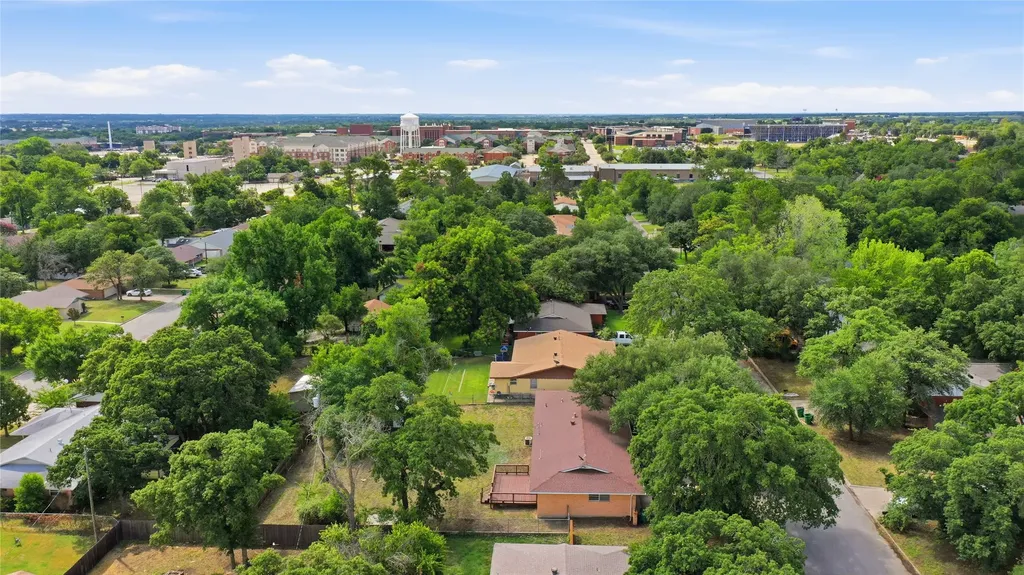 1389 N Wildwood Drive Stephenville TX 76401
