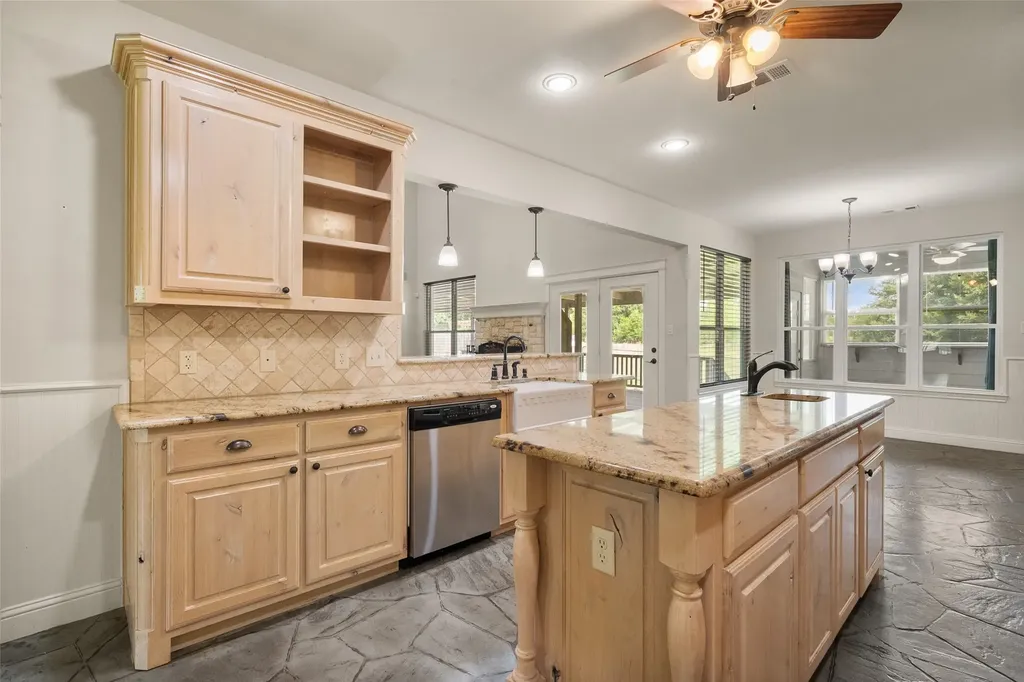 5545 Fm 416 Streetman TX 75859