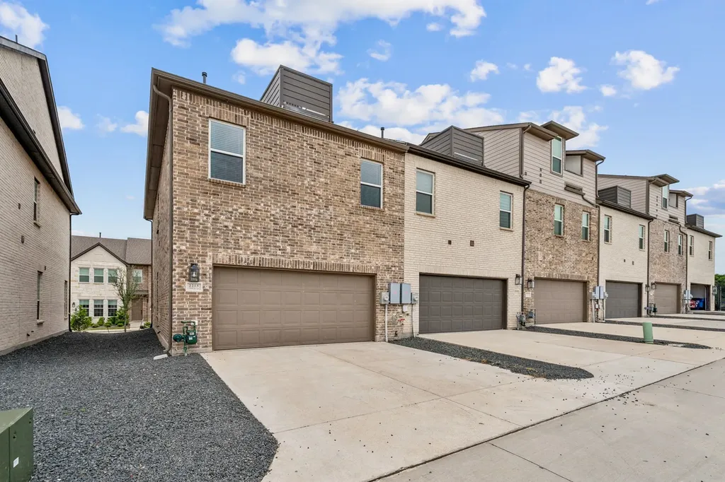2215 Adena Springs Drive Allen TX 75013