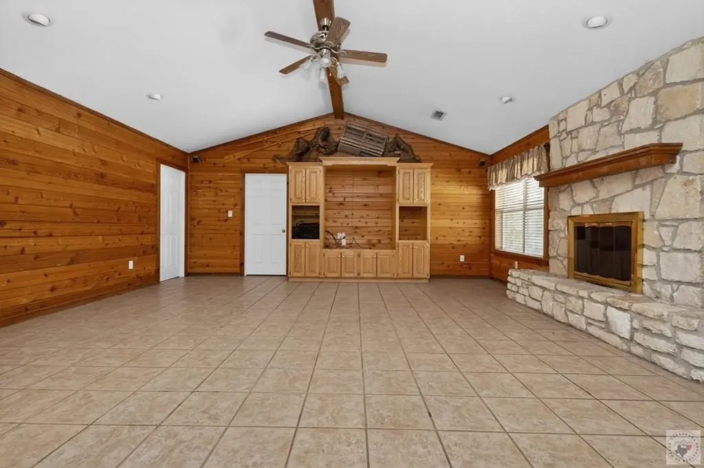 100 Barfield Lane New Boston TX 75570