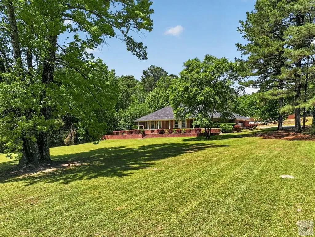 100 Barfield Lane New Boston TX 75570