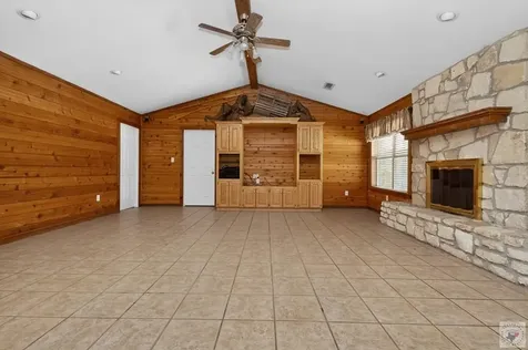 100 Barfield Lane New Boston TX 75570