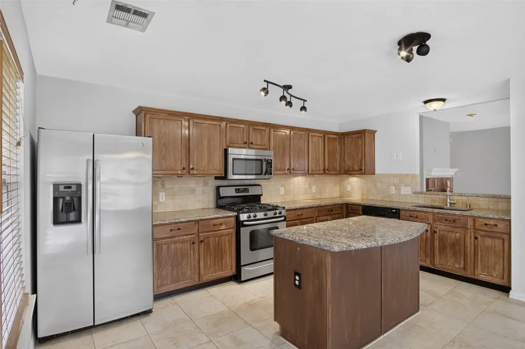 2805 Nandina Street Mckinney TX 75071