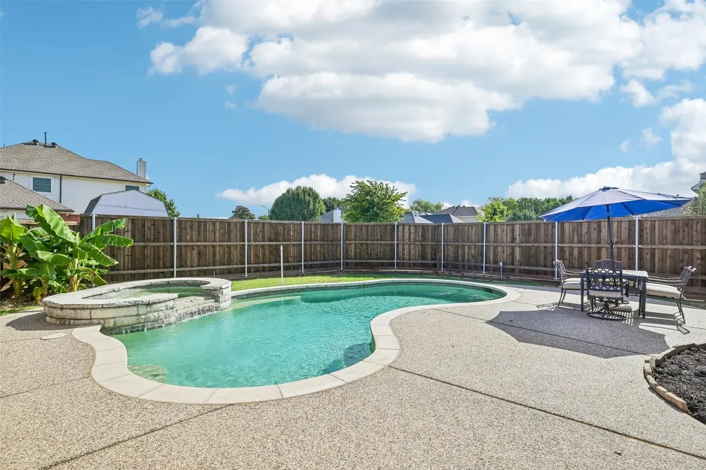 3901 Rolling Hills Drive Plano TX 75025