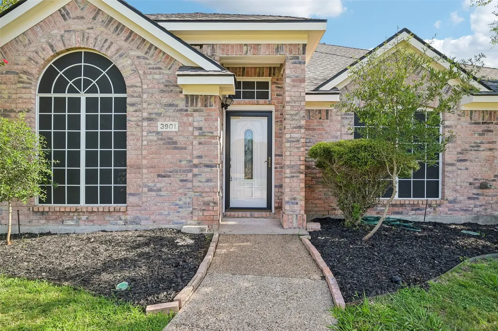 3901 Rolling Hills Drive Plano TX 75025