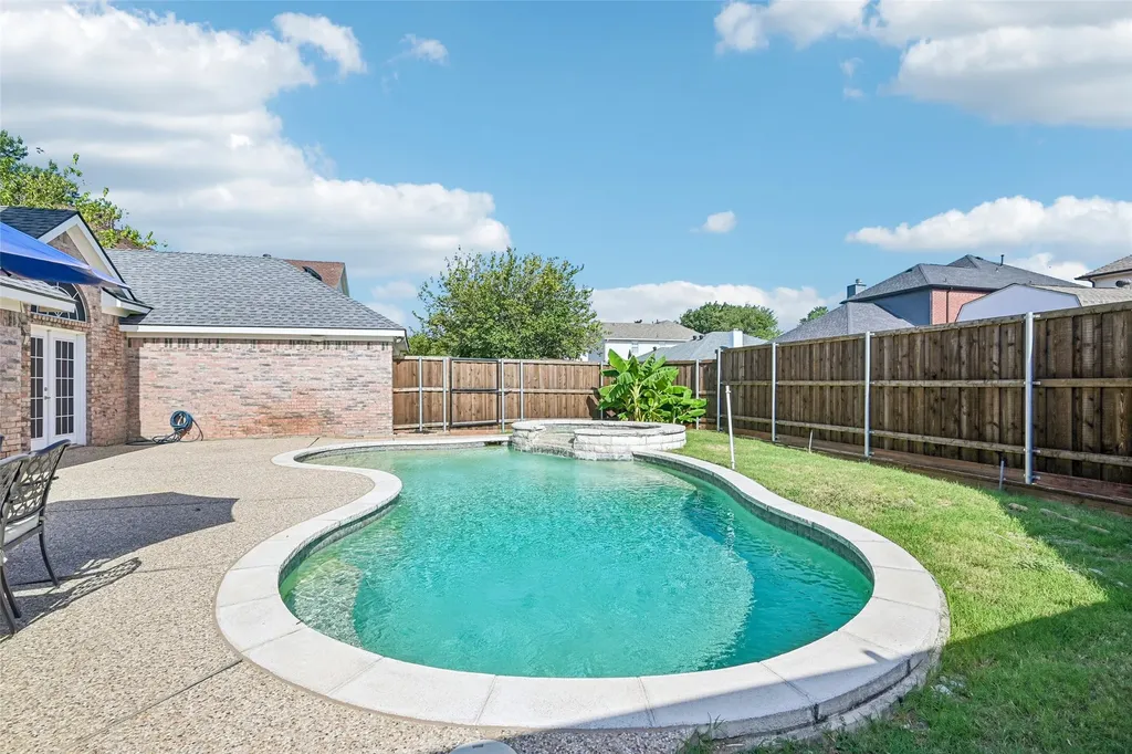 3901 Rolling Hills Drive Plano TX 75025