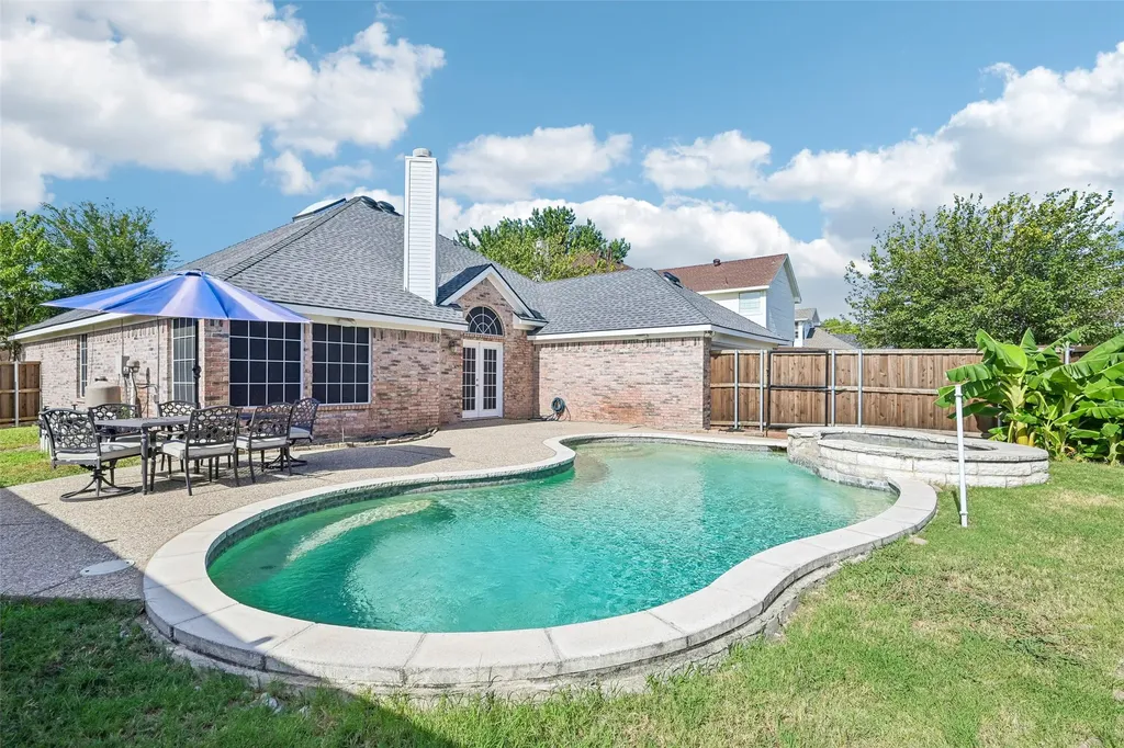 3901 Rolling Hills Drive Plano TX 75025