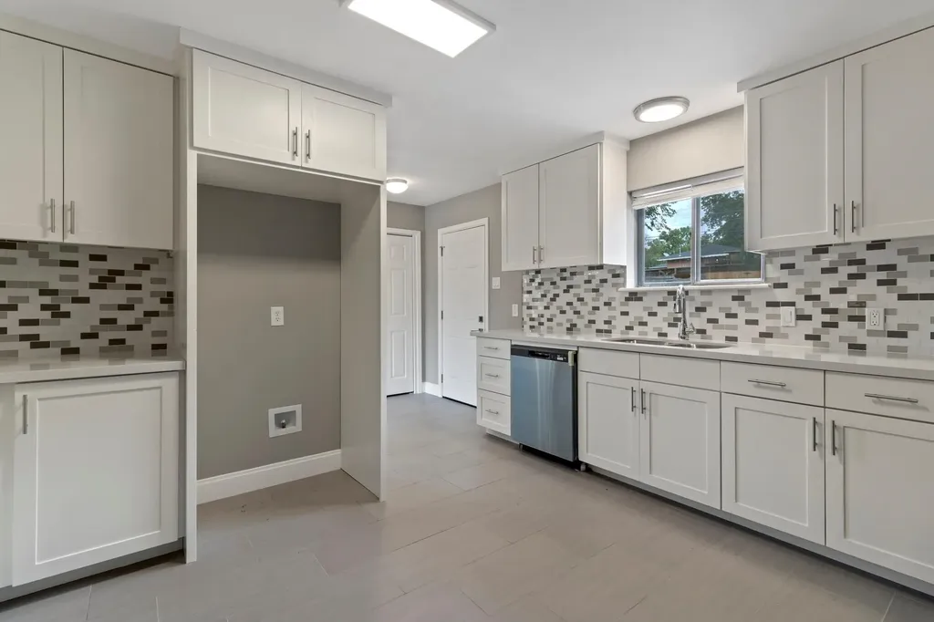 5906 Rocky Ridge Road Dallas TX 75241