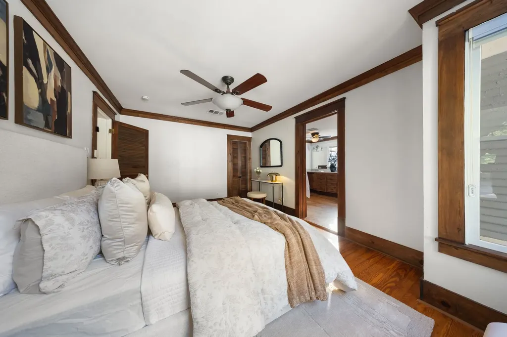 4933 Victor Street Dallas TX 75214