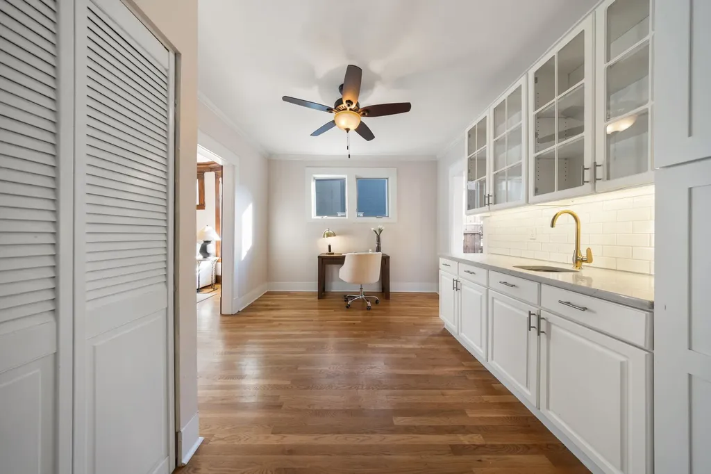 4933 Victor Street Dallas TX 75214
