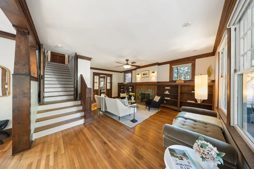 4933 Victor Street Dallas TX 75214