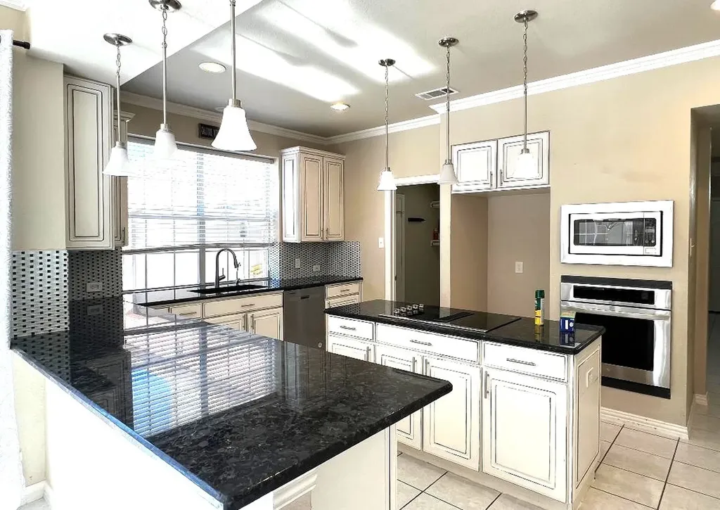 4133 Williams Court Grapevine TX 76051