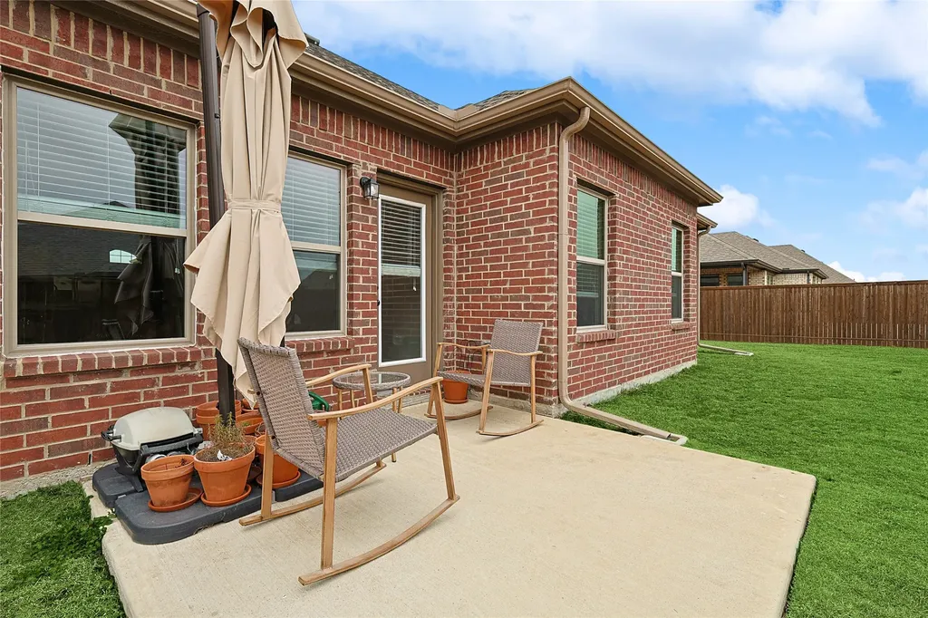 537 Oleander Drive Royse City TX 75189