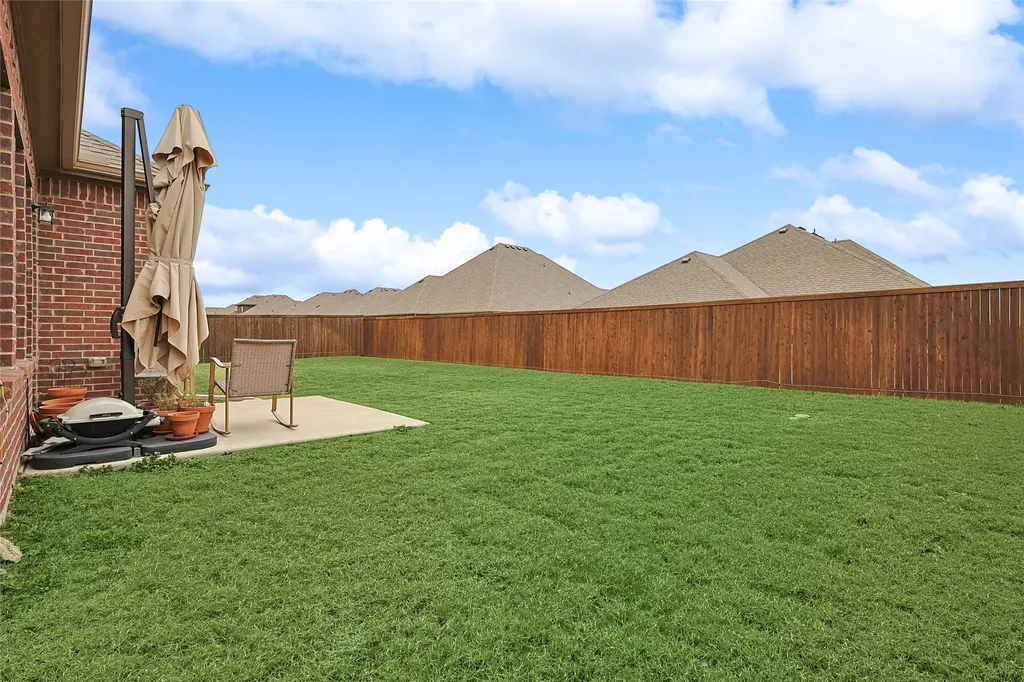 537 Oleander Drive Royse City TX 75189