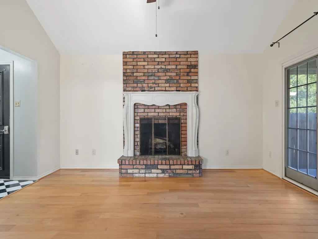 3113 Canton Street Greenville TX 75402