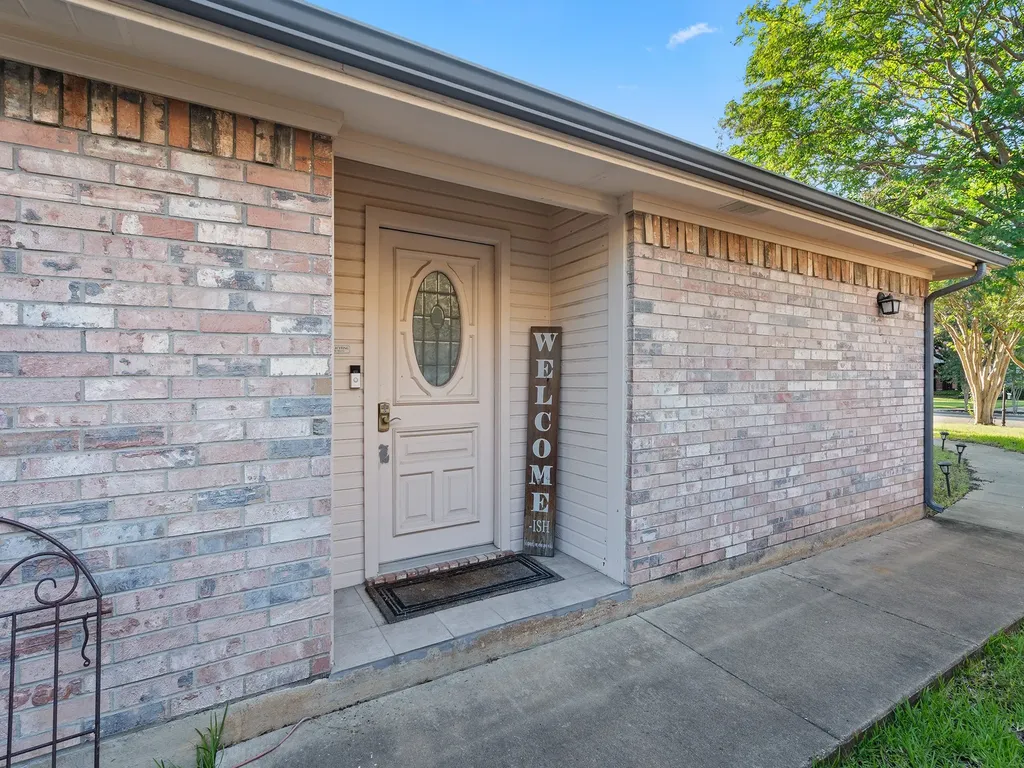 3113 Canton Street Greenville TX 75402