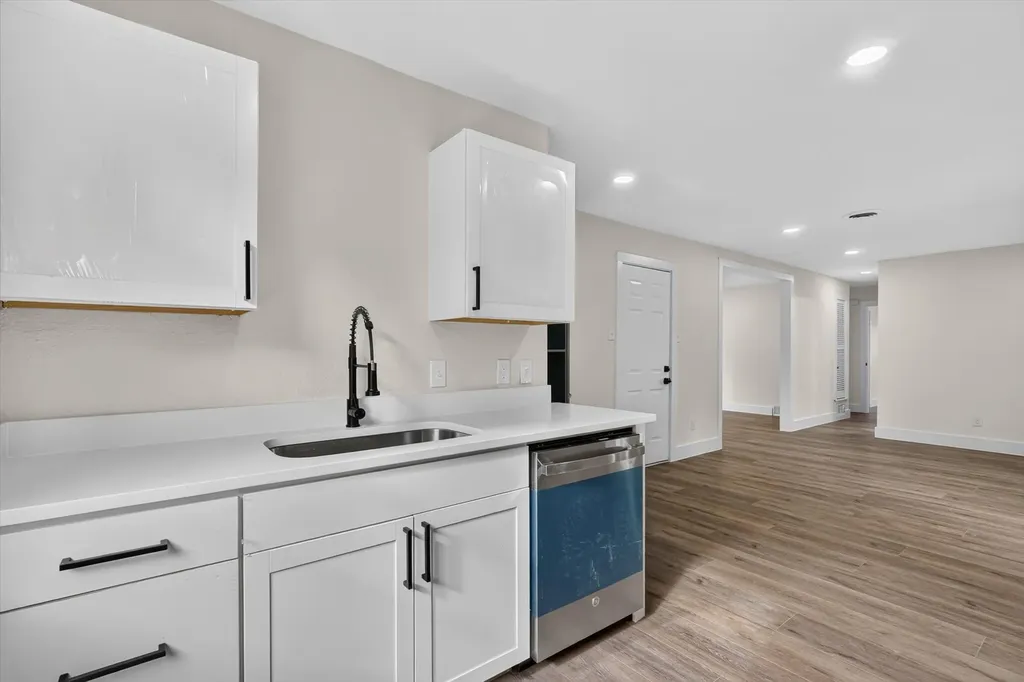 2129 Cliff Park Fort Worth TX 76134