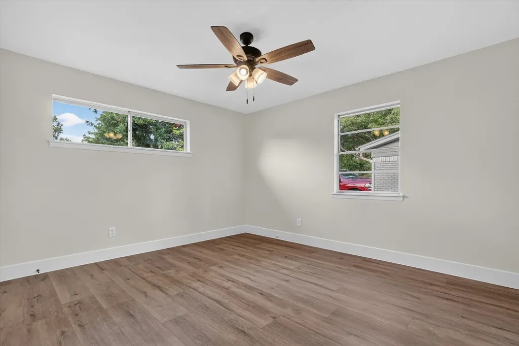 2129 Cliff Park Fort Worth TX 76134