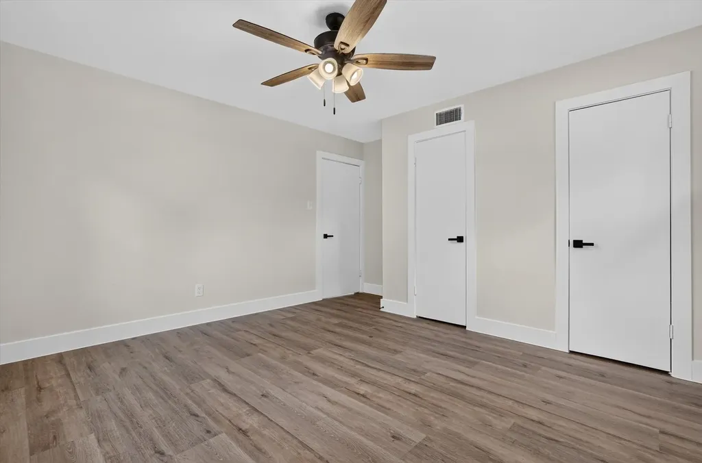 2129 Cliff Park Fort Worth TX 76134