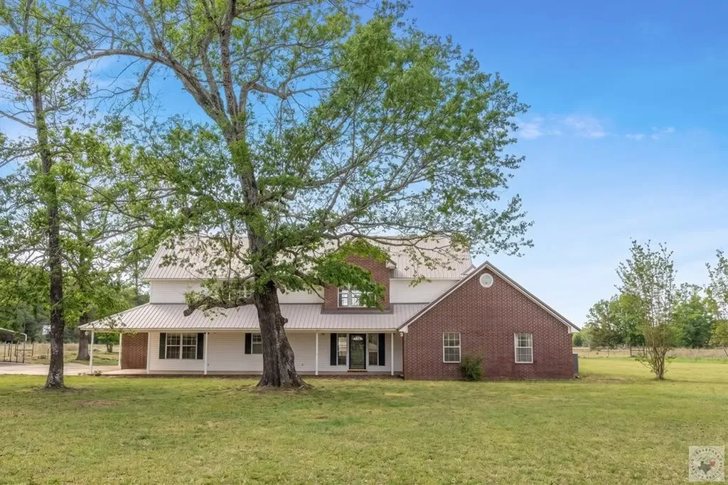 2735 Daniels Chapel Road New Boston TX 75570