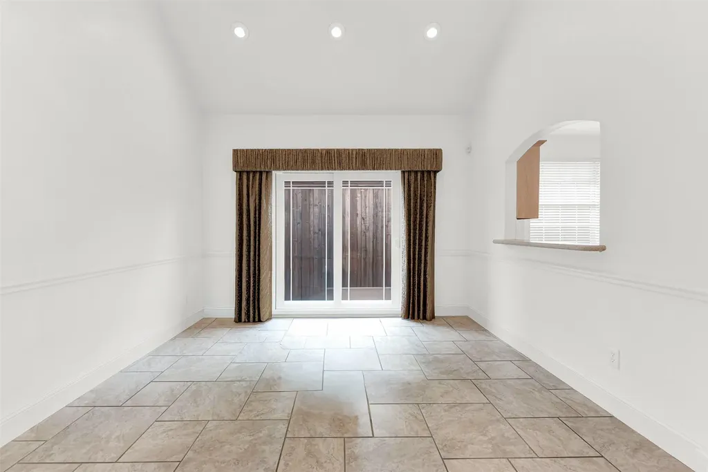 6064 Buffridge Trail Dallas TX 75252