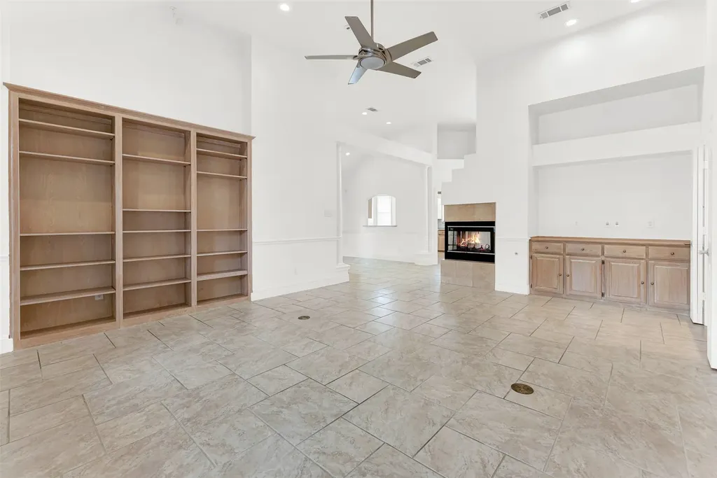 6064 Buffridge Trail Dallas TX 75252