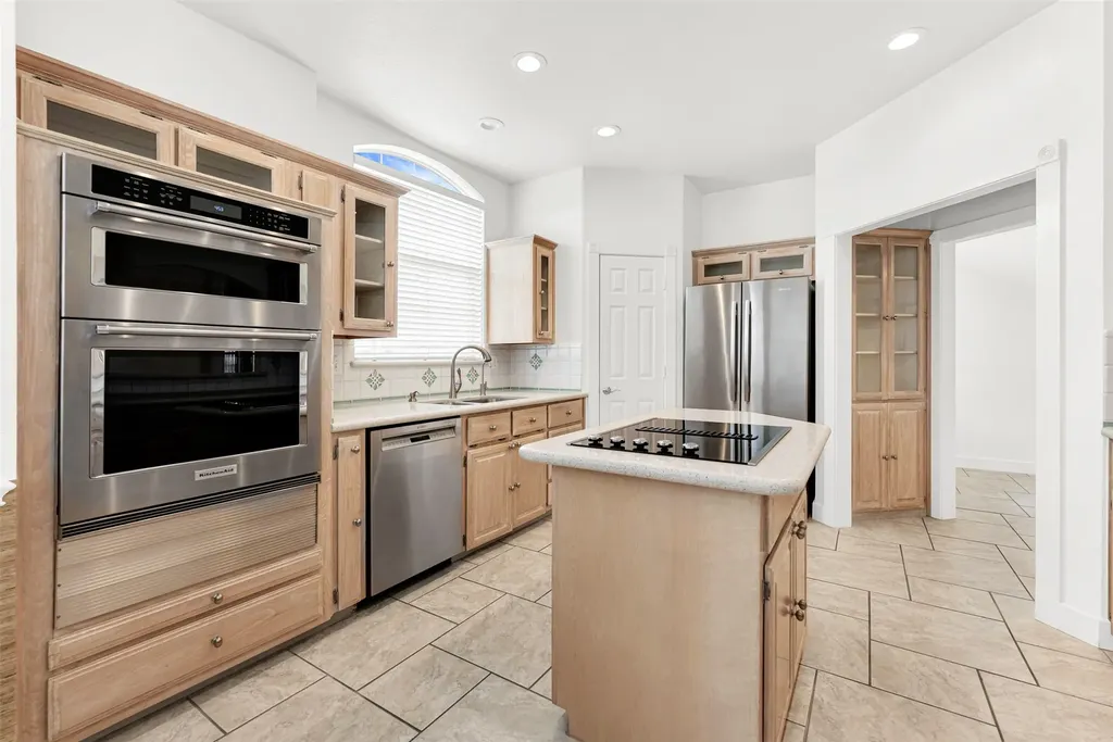 6064 Buffridge Trail Dallas TX 75252