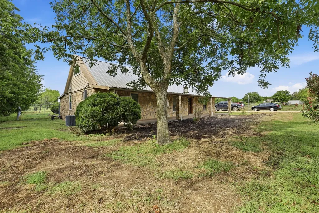 5377 Fm 219 W Carlton TX 76436