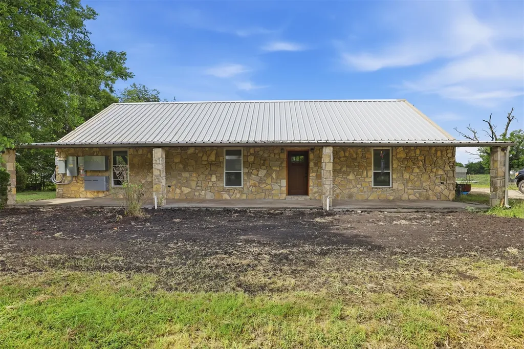 5377 Fm 219 W Carlton TX 76436