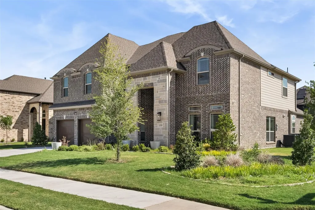 1519 Nighthawk Lane Mansfield TX 76063