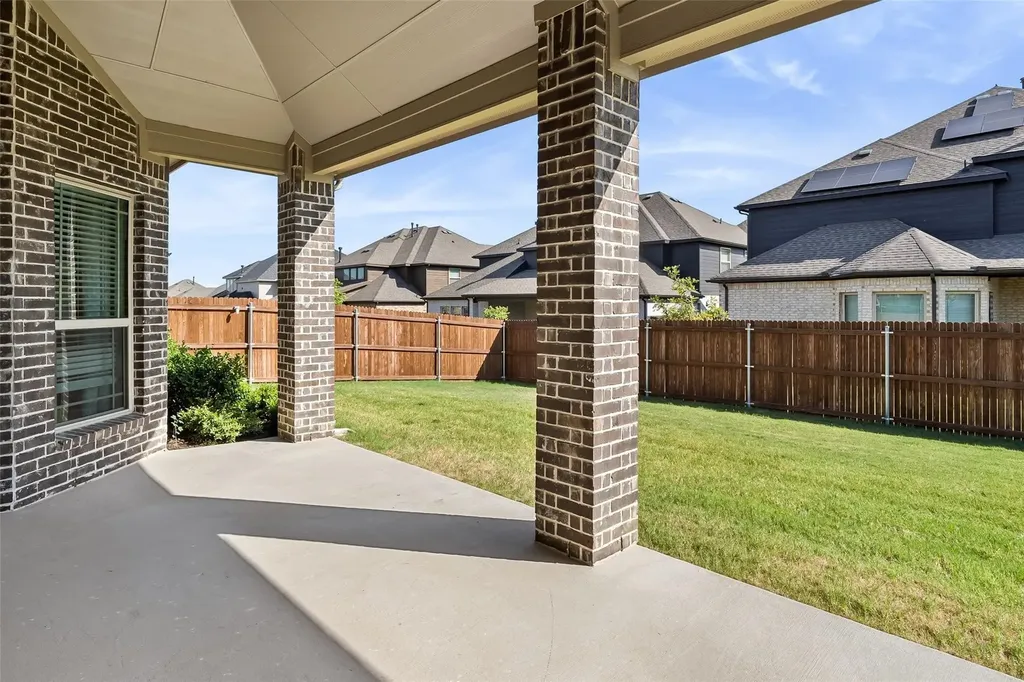 1519 Nighthawk Lane Mansfield TX 76063