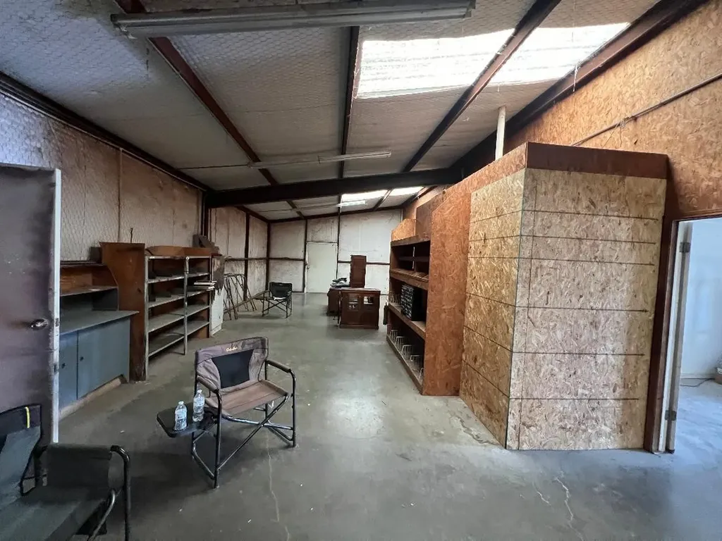 804 S Bosque Street Whitney TX 76692