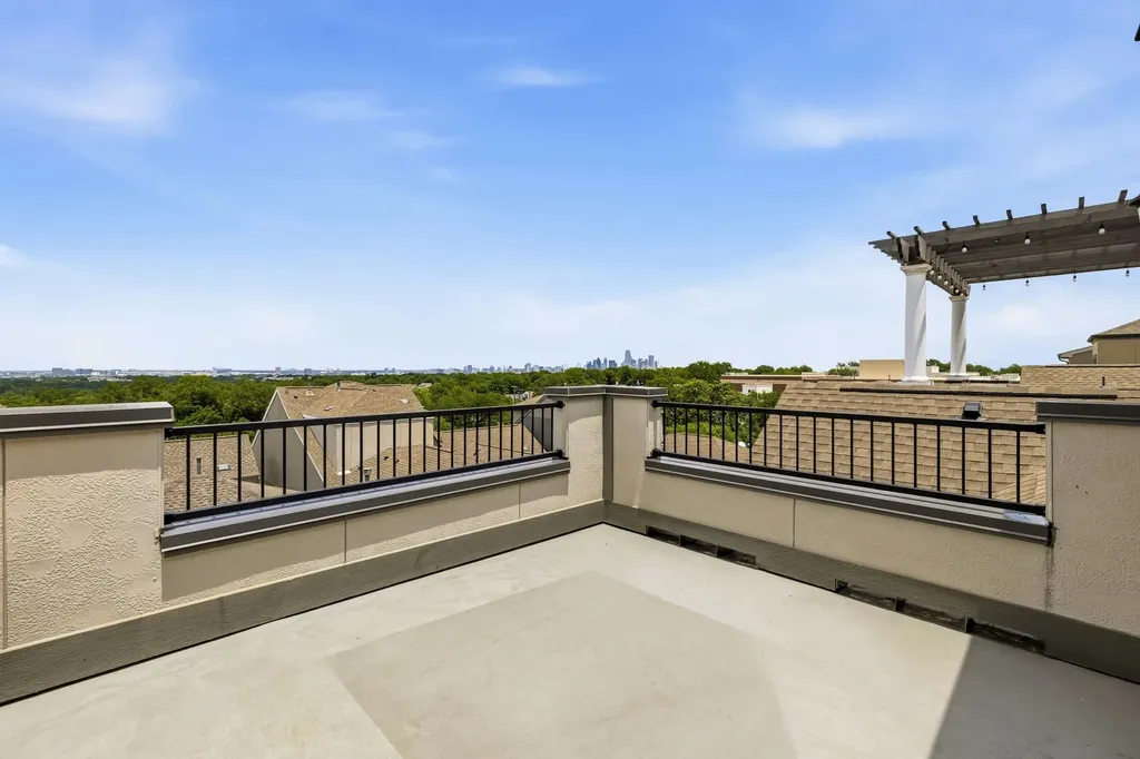 1856 Stevens Bluff Lane Dallas TX 75208