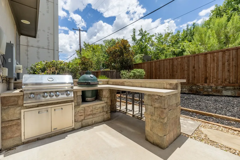 1856 Stevens Bluff Lane Dallas TX 75208