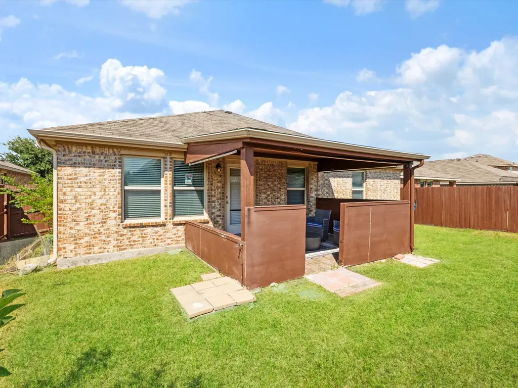 2307 Pontotoc Drive Forney TX 75126
