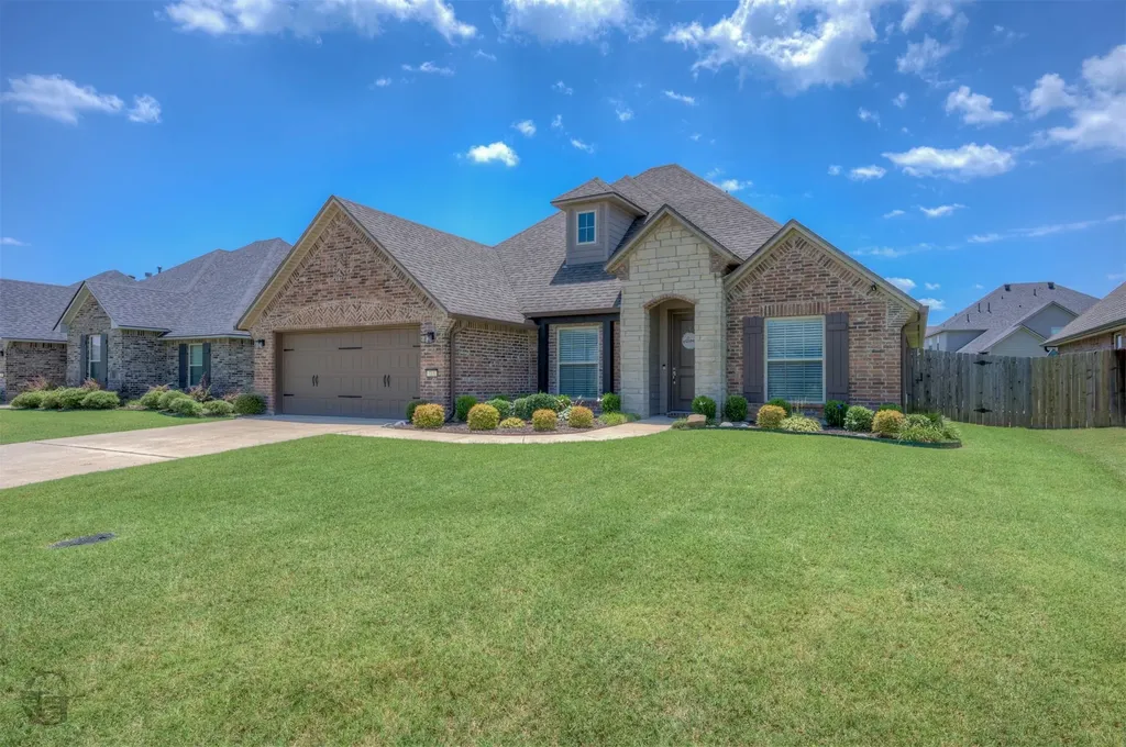 713 Abita Chase Bossier City LA 71111