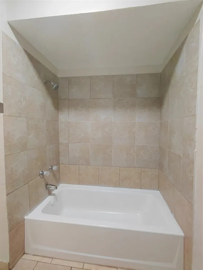 3900 Camelot Street Denton TX 76209