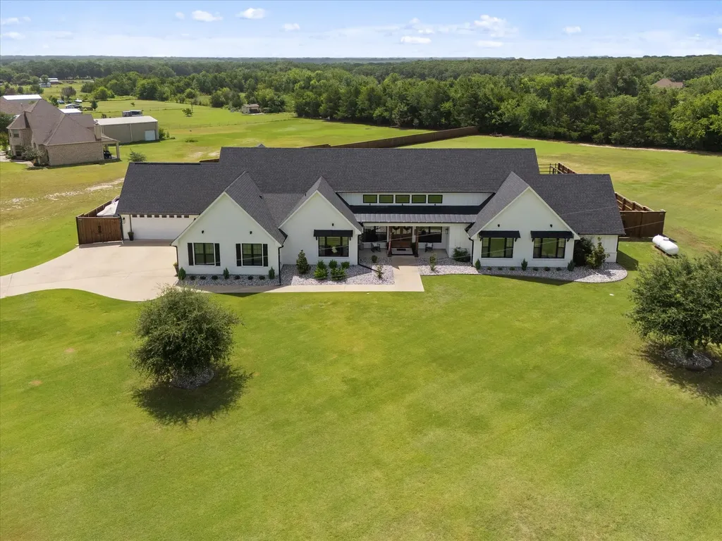 4884 County Road 2216 Caddo Mills TX 75135
