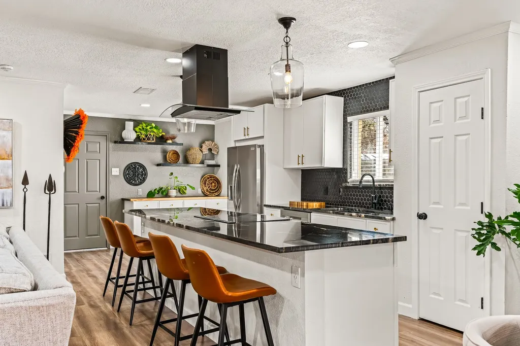 3027 Dorrington Drive Dallas TX 75228