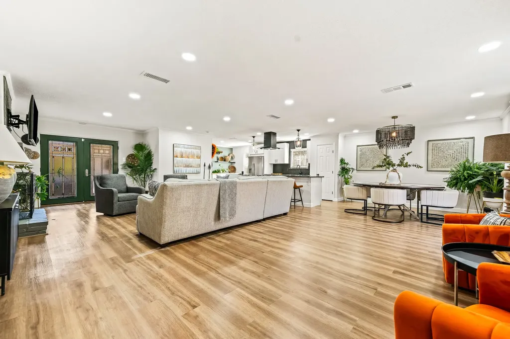 3027 Dorrington Drive Dallas TX 75228
