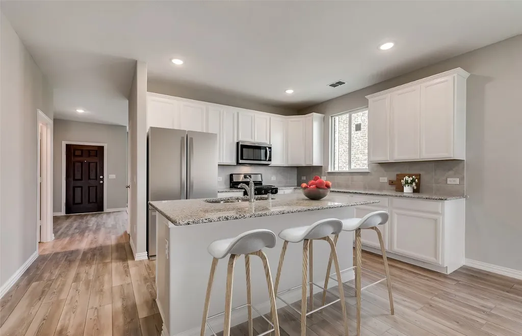 429 Avian Way Godley TX 76044